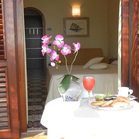Hotel Aktea Lipari  Luaran gambar