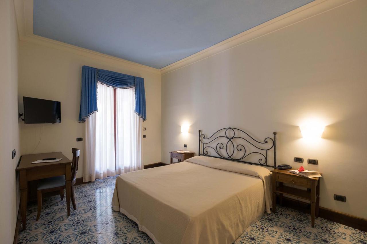 Hotel Aktea Lipari  Luaran gambar