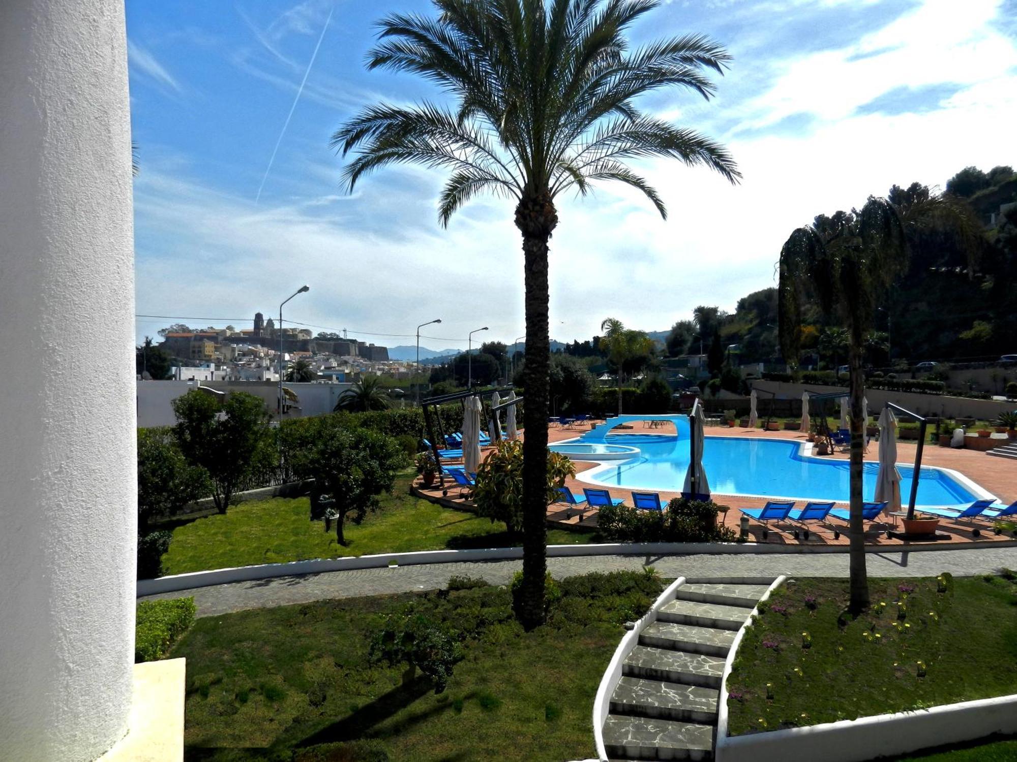 Hotel Aktea Lipari  Luaran gambar