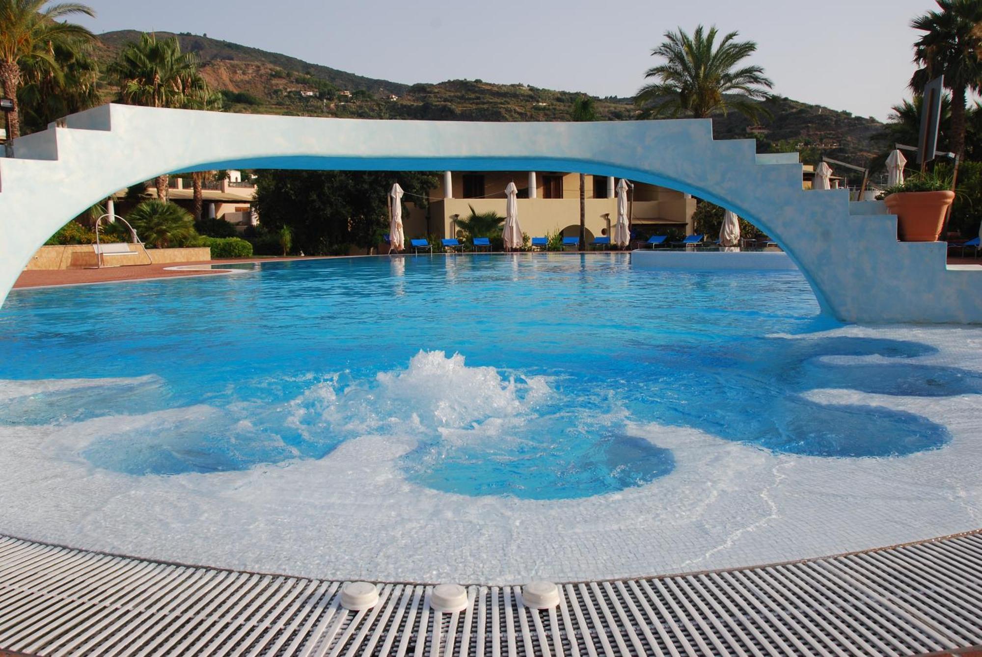 Hotel Aktea Lipari  Luaran gambar