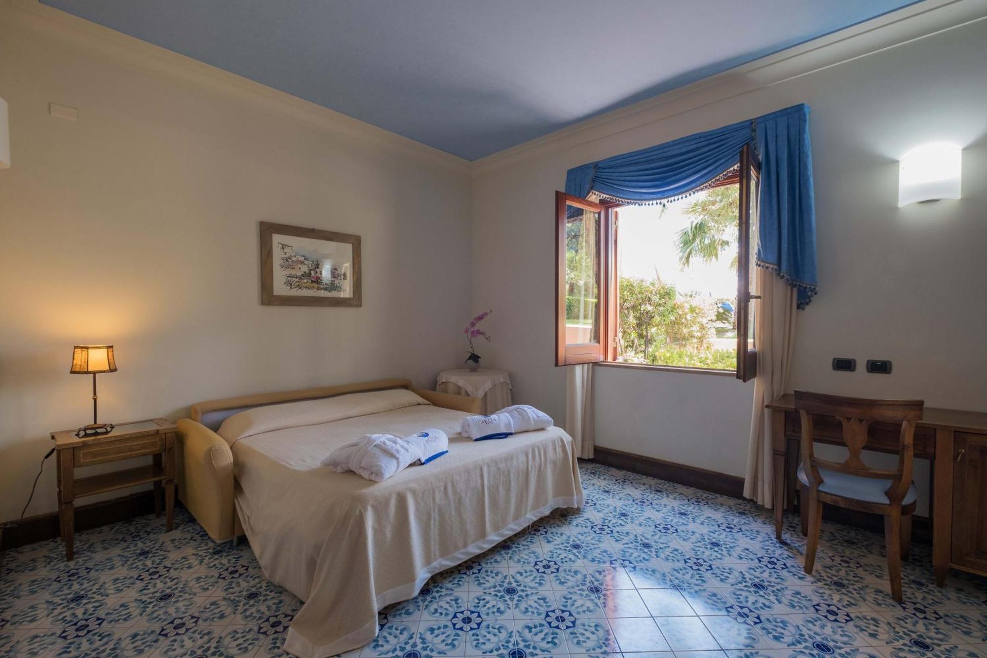Hotel Aktea Lipari  Bilik gambar
