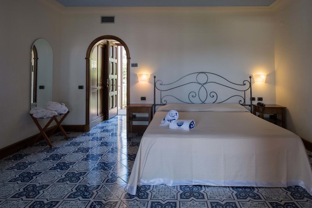 Hotel Aktea Lipari  Luaran gambar