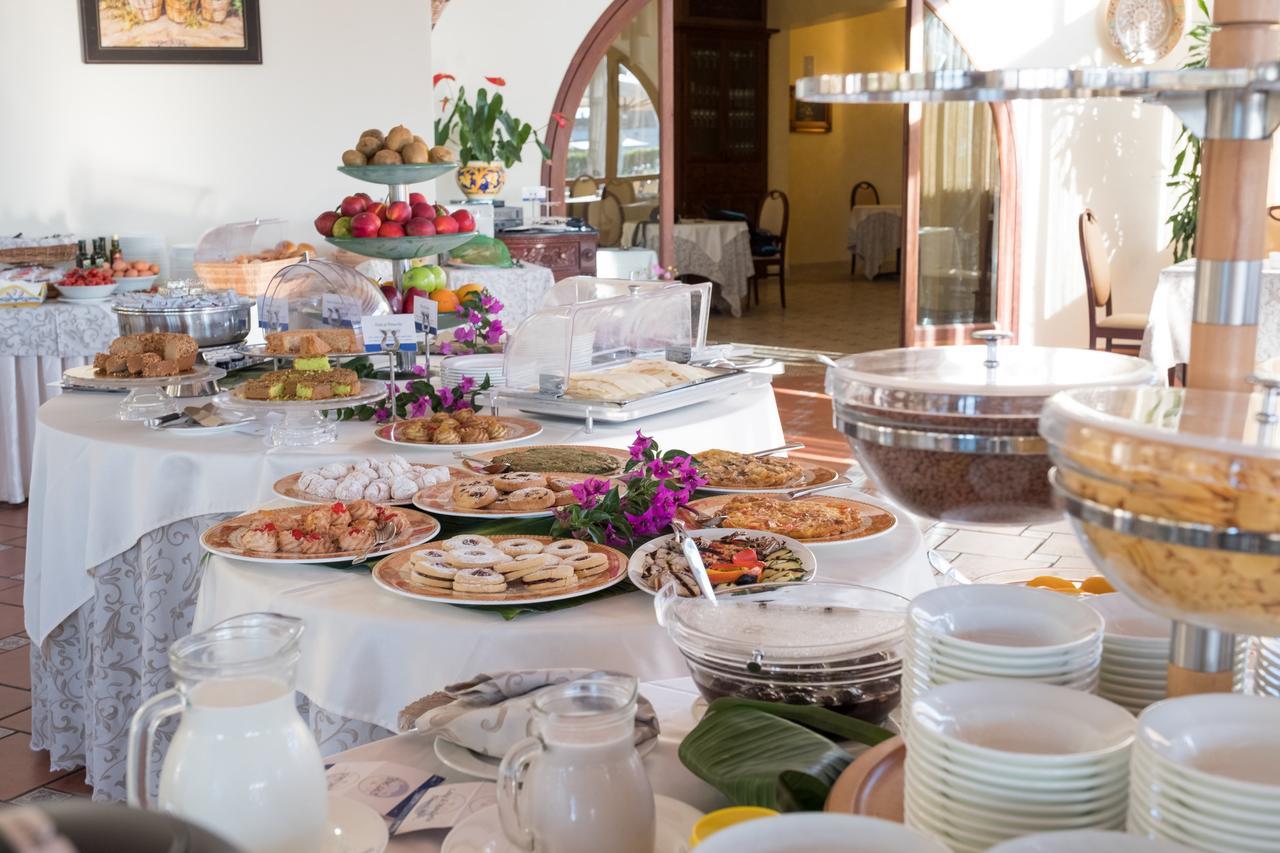 Hotel Aktea Lipari  Luaran gambar